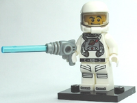 col01-13 Spaceman